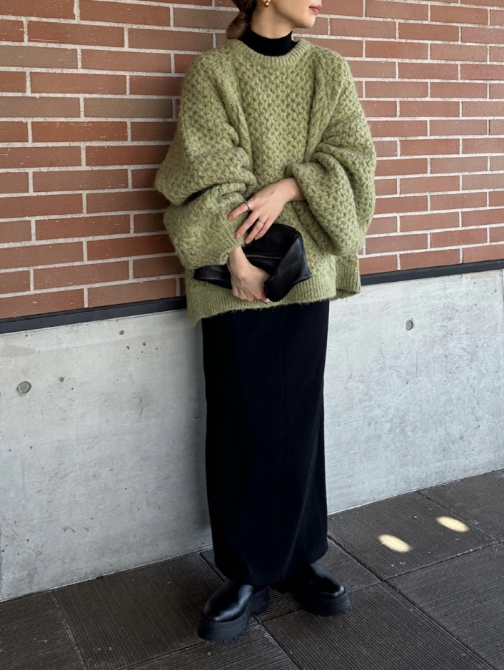 綠色毛衣穿搭
