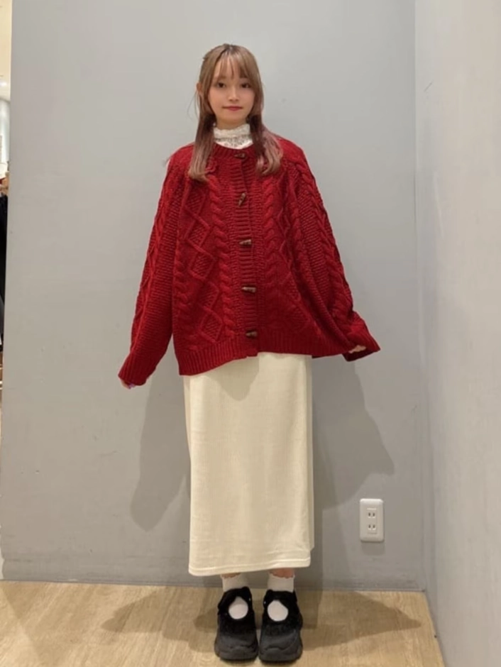WEAR　紅色毛衣外套穿搭3