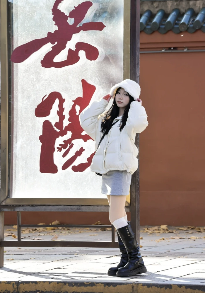 白色漁夫帽穿搭