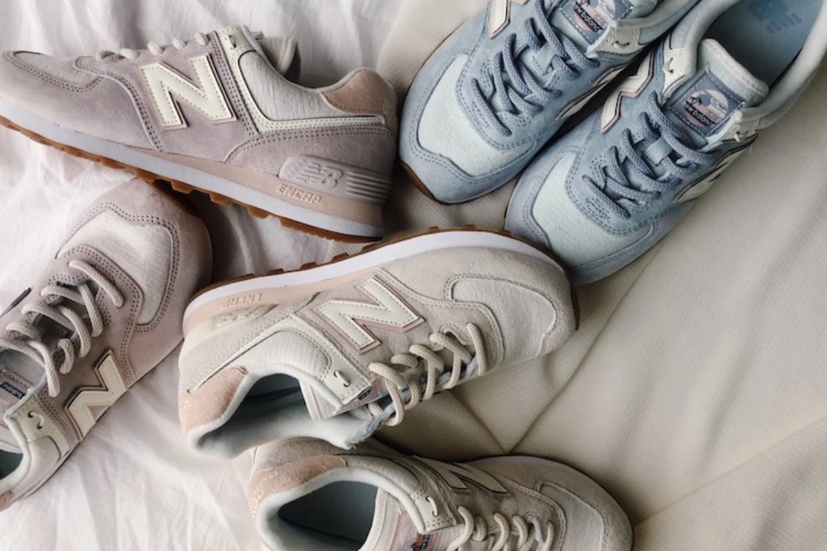 New Balance 莫蘭迪色鞋子