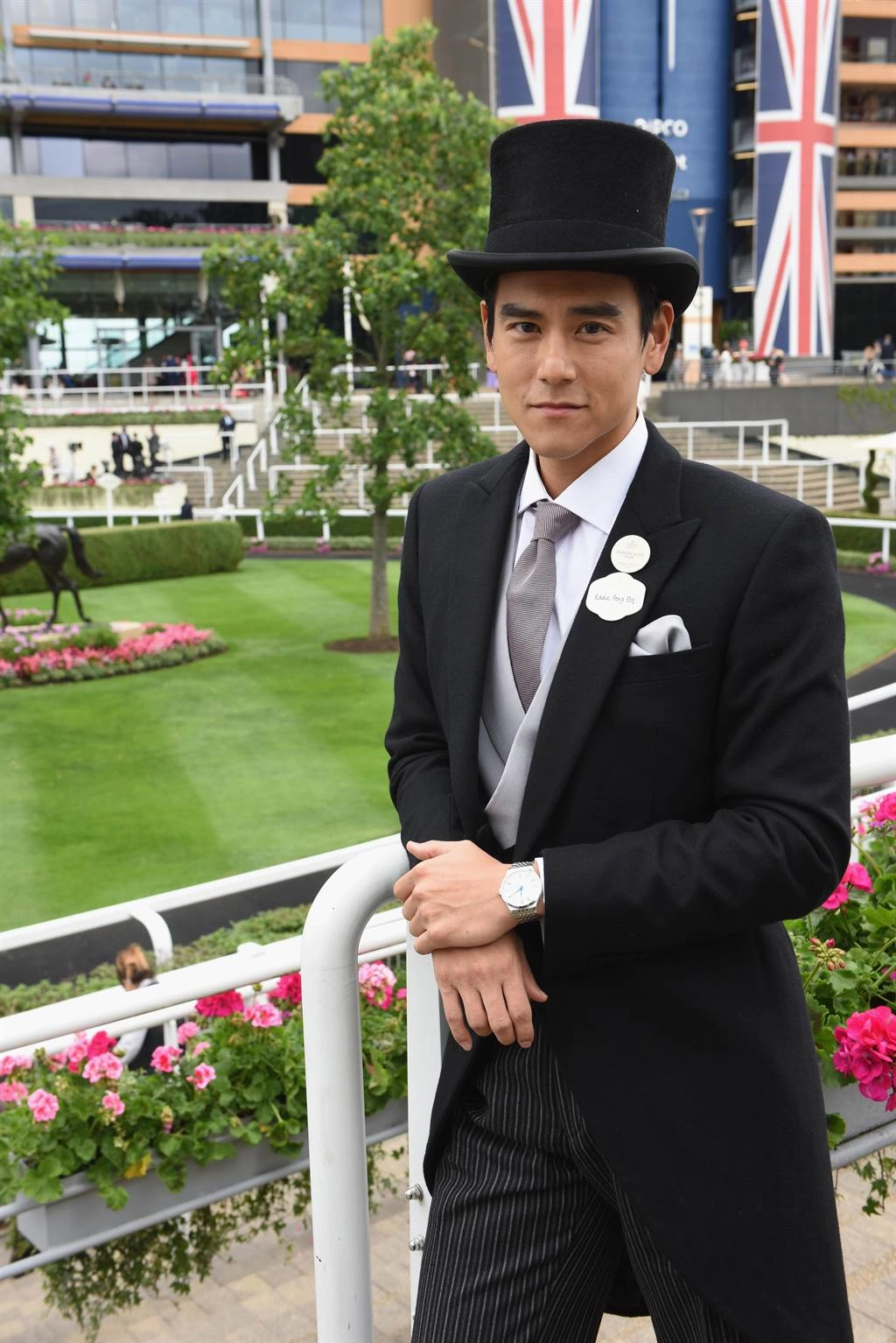 高帽（Top Hat）
