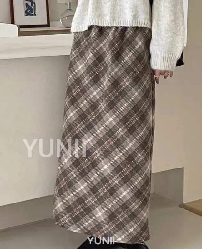 Yunii 菱格紋長裙
